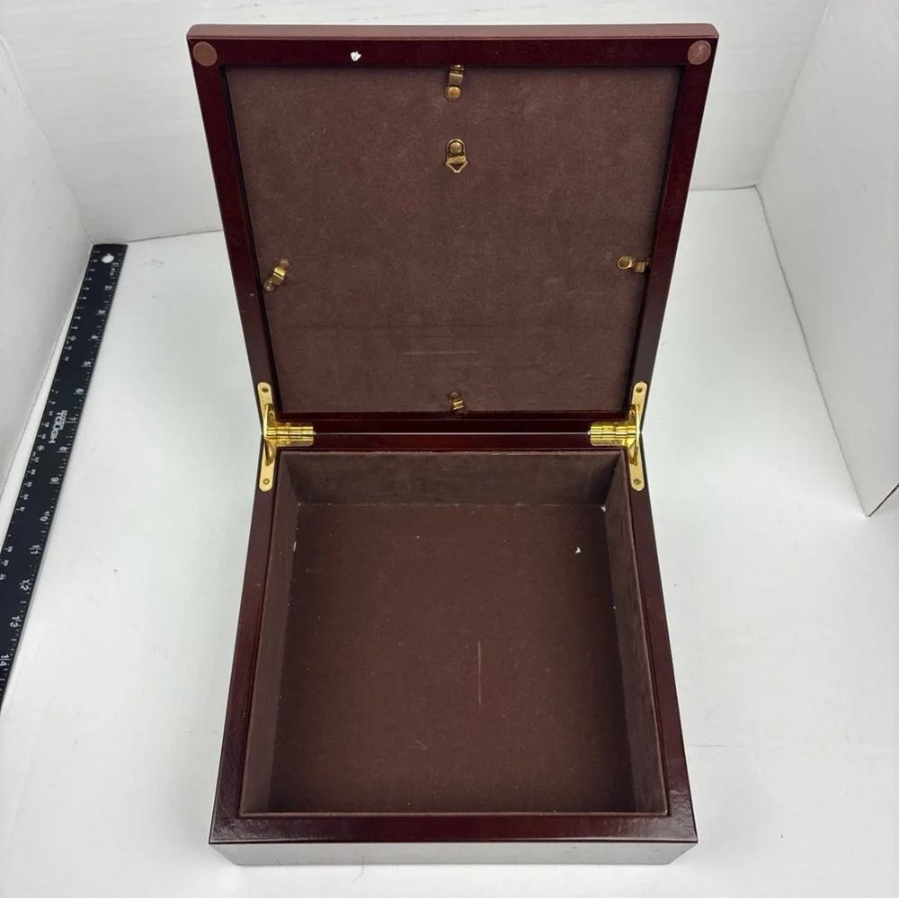 Photo Wood Box Glass Four Photo Lid Collectible Memory Keepsake Holder Storage